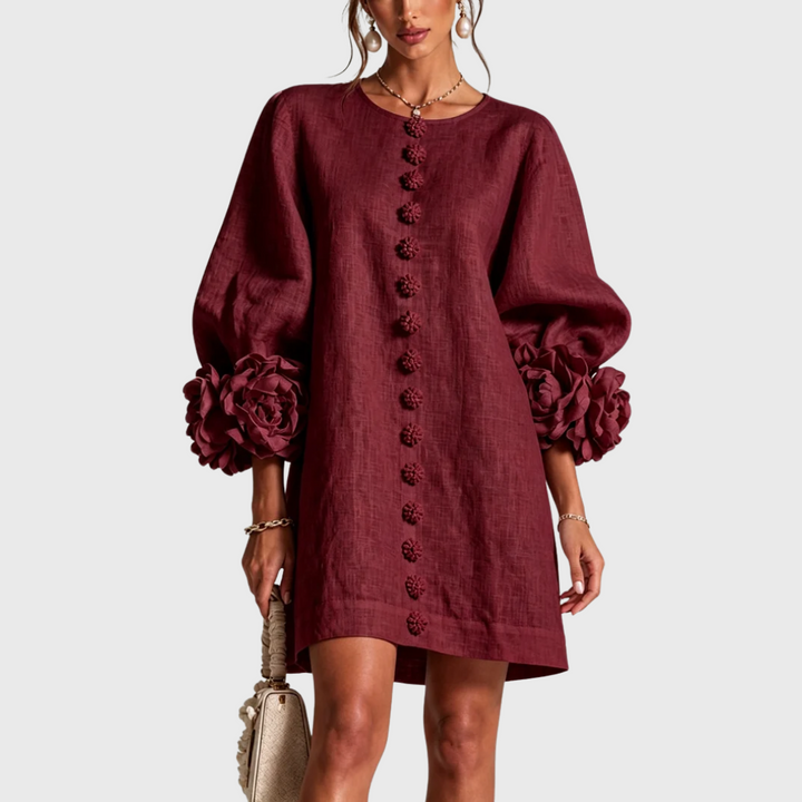 Elegant minikjole med puffermer