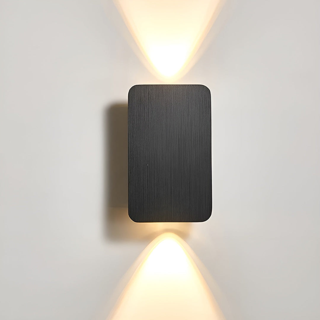 LED-vegglampe med opp- og nedlys – Moderne og stemningsfull