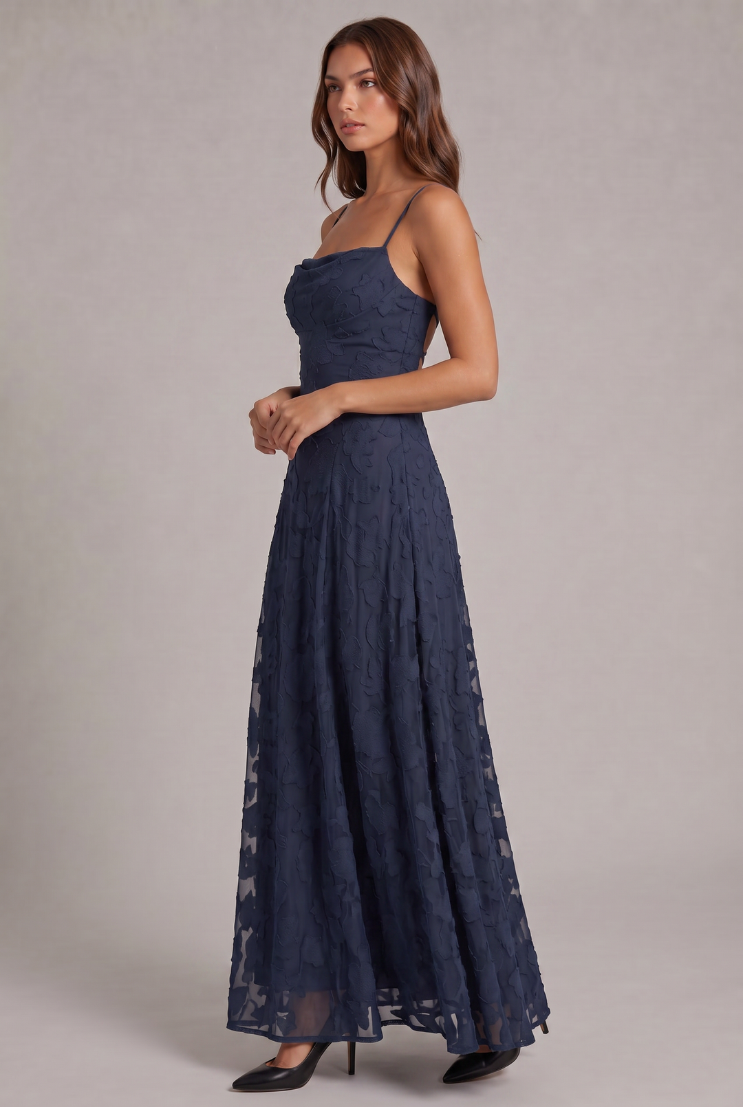 Olivia maxikjole - Elegant aftenkjole med blomstermønster