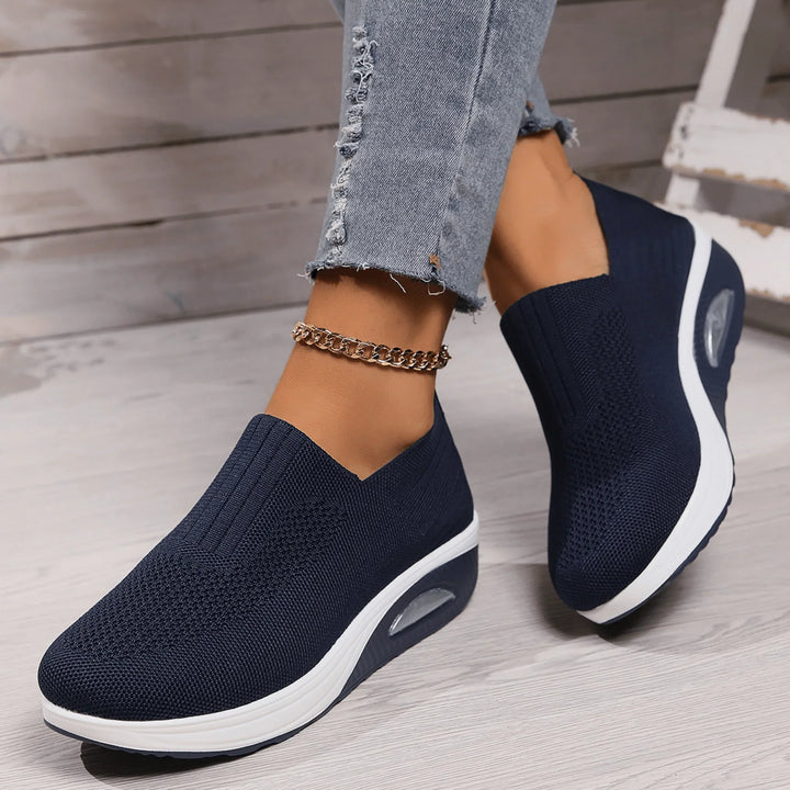 Slip-on-sneakers for kvinner | Enkel å ta på & pustende komfort