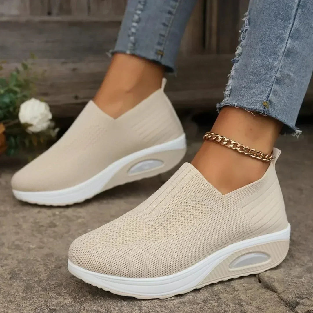 Slip-on-sneakers for kvinner | Enkel å ta på & pustende komfort