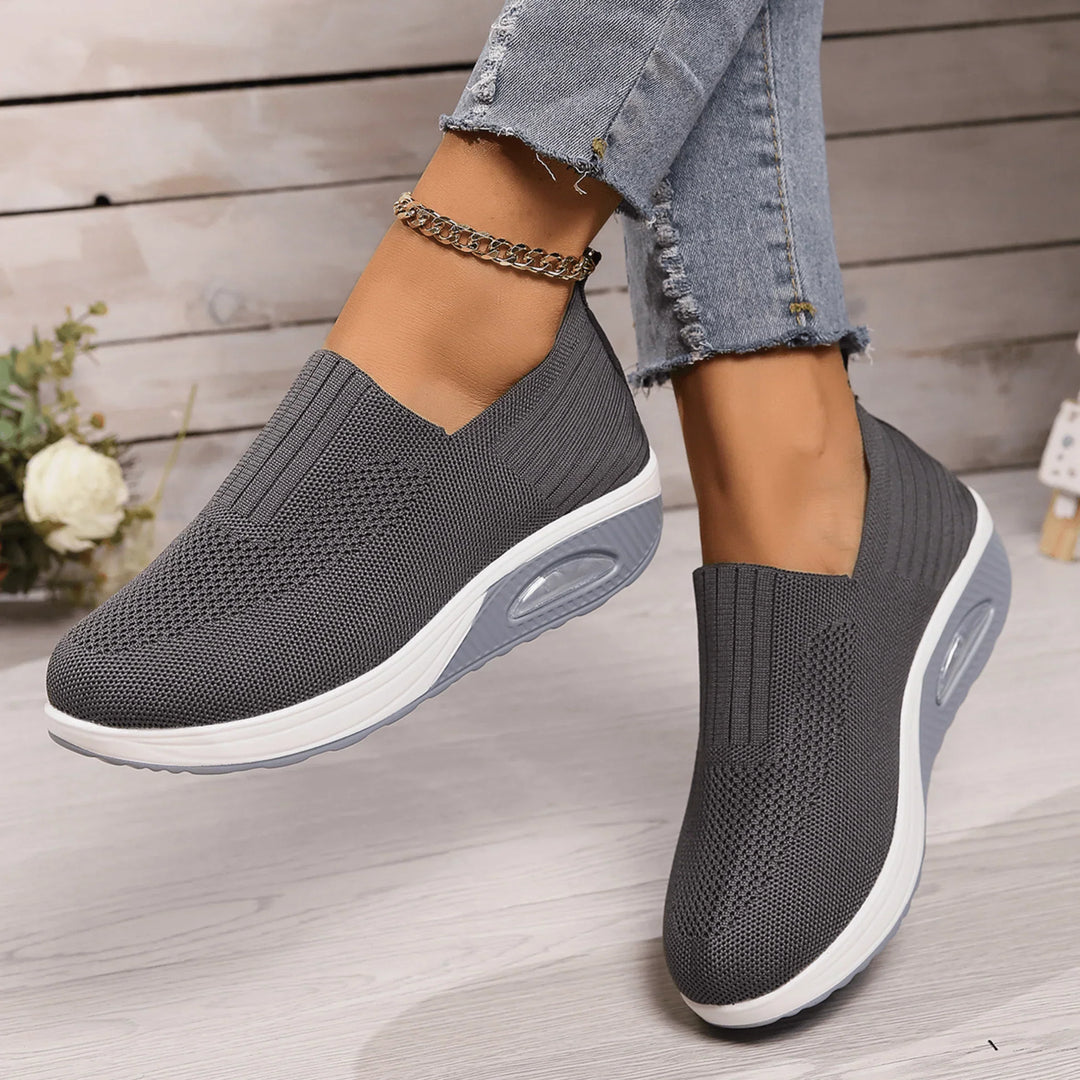 Slip-on-sneakers for kvinner | Enkel å ta på & pustende komfort