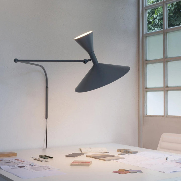 Justerbar Lustra Marseille Vegglampe