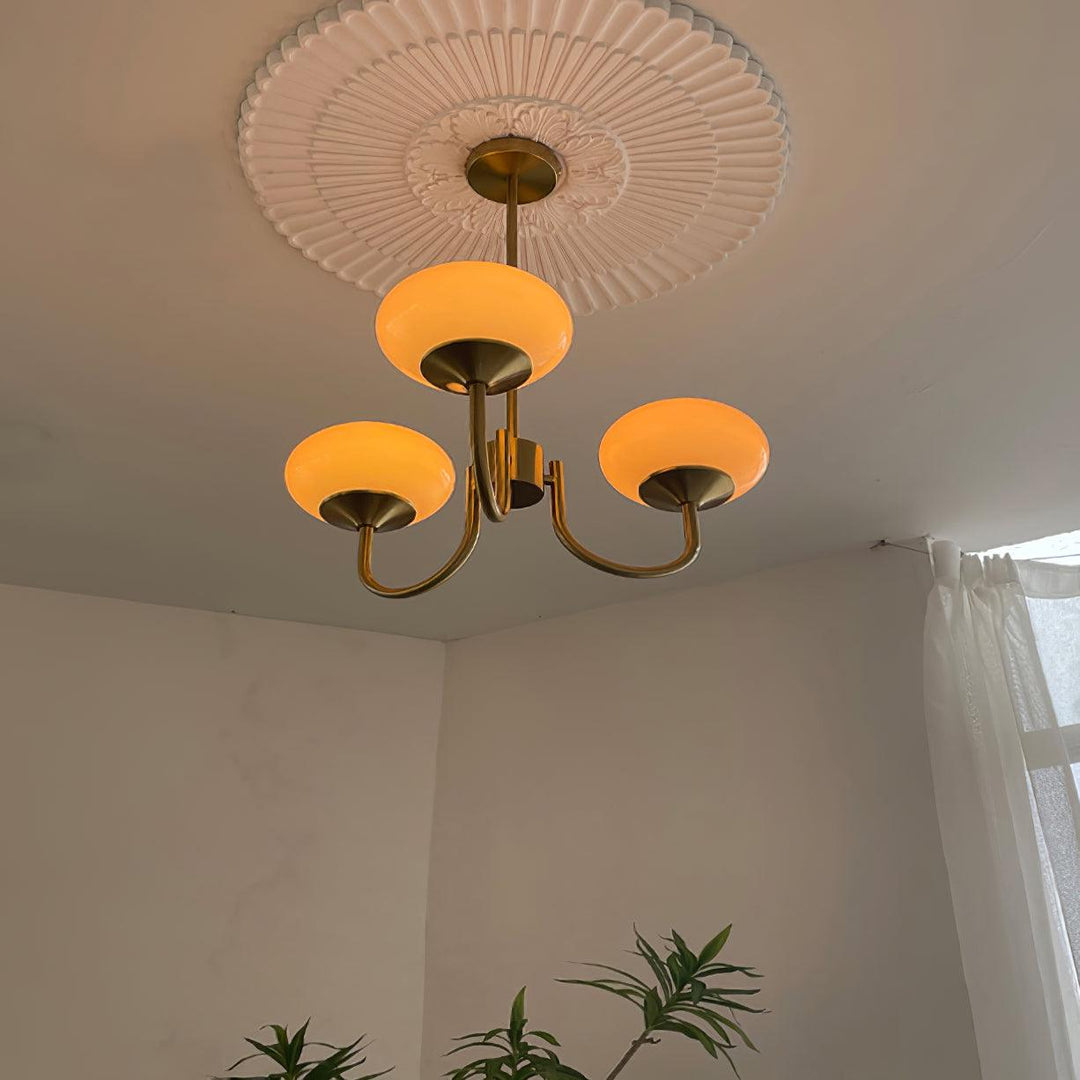 Light Circle-taklampe – slank og elegant til ethvert interiør