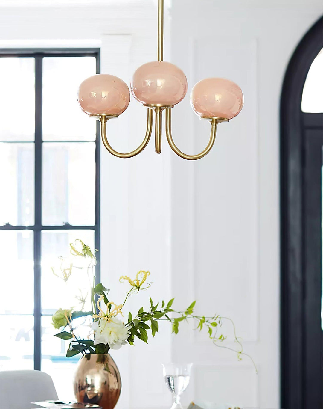 Light Circle-taklampe – slank og elegant til ethvert interiør