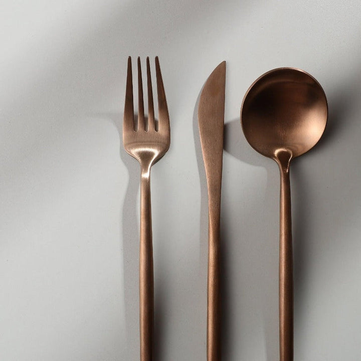 Luxe Bestikksett i Rustfritt Stål – Design i Gullfarge | 24 deler / 48 deler