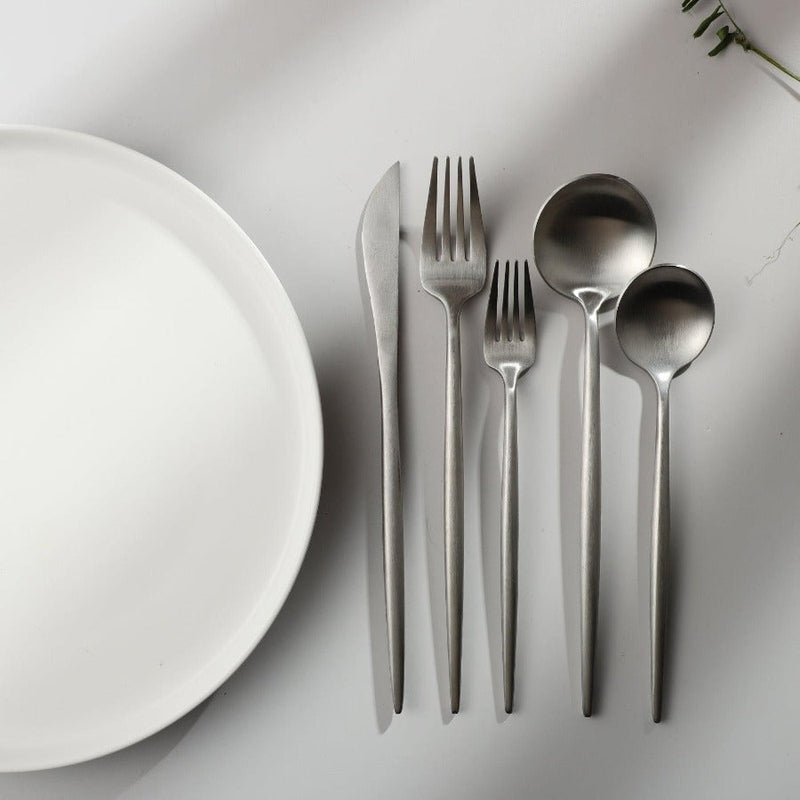 Luxe Bestikksett i Rustfritt Stål – Design i Gullfarge | 24 deler / 48 deler