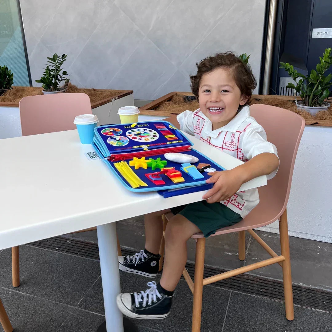 Montessori-læringsbok – fremmer selvstendighet hos barn