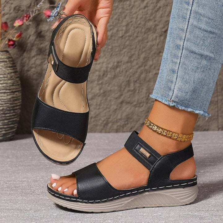 Lettvektsdesign for hele dagen sommerfotwear