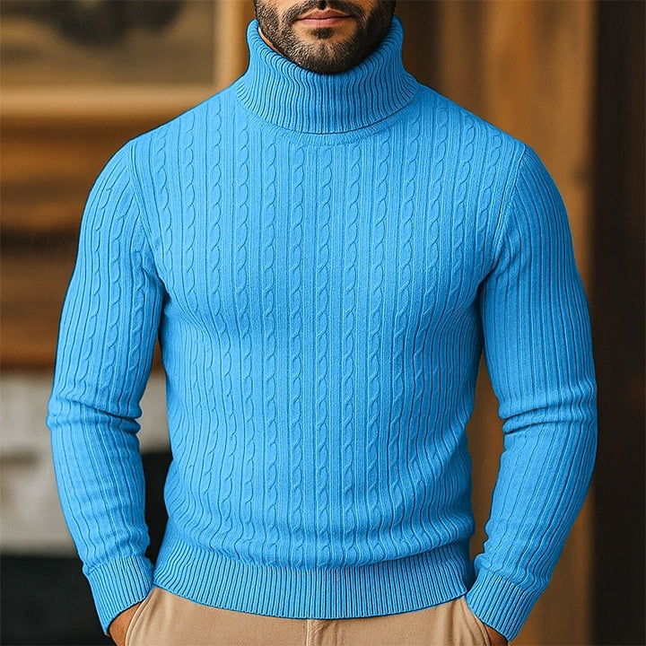 Høyhalset genser til herre med kabelmønster – finstrikket pullover