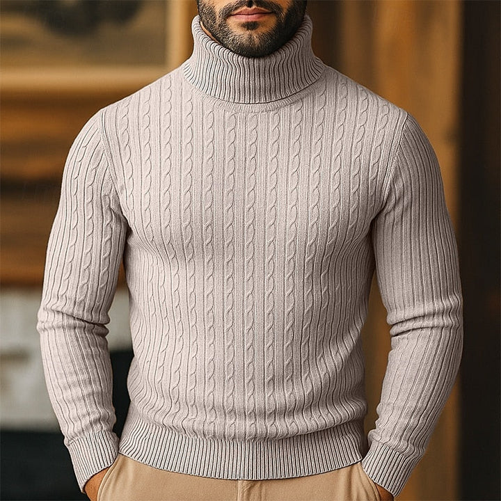 Høyhalset genser til herre med kabelmønster – finstrikket pullover