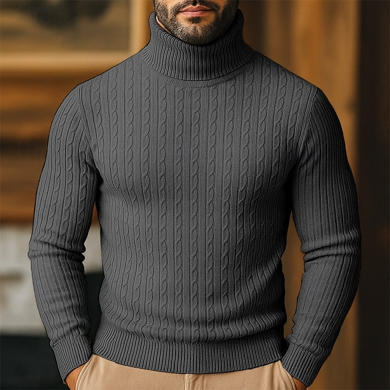 Høyhalset genser til herre med kabelmønster – finstrikket pullover