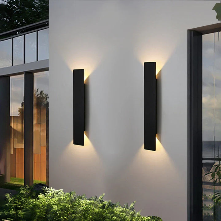 Moderne utendørslampe – LED-vegglampe opp/ned, vanntett, vertikalt design