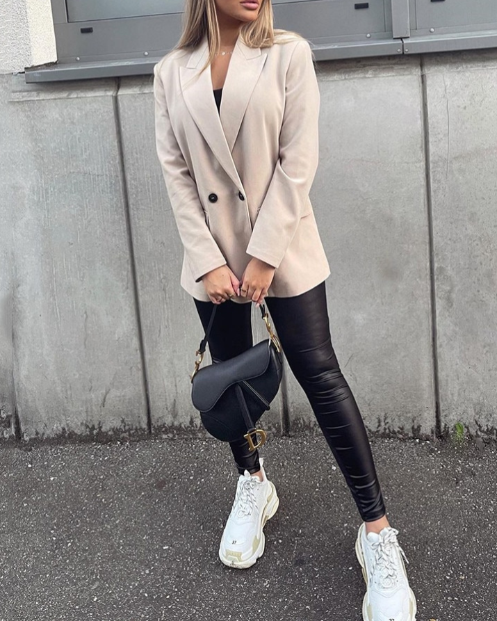 Elegante Double-Breasted Blazer for Damer