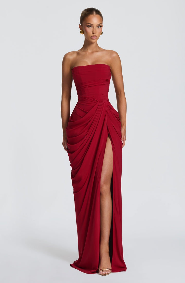 Lois stroppeløs maxikjole med korsett og høy splitt