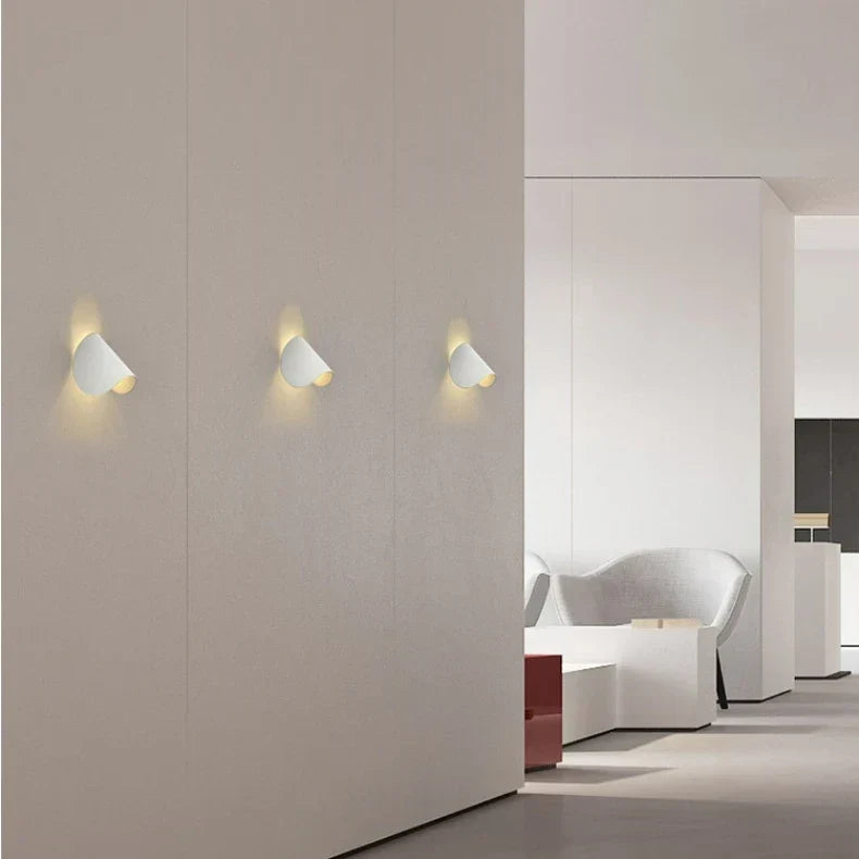 Justerbar Up-Down LED-vegglampe – varmt stemningslys, moderne design