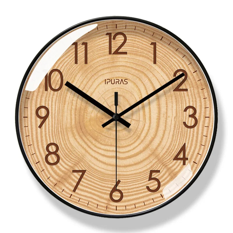 Veggklokke i tre TimeWisp – Stillegående klokke med stil