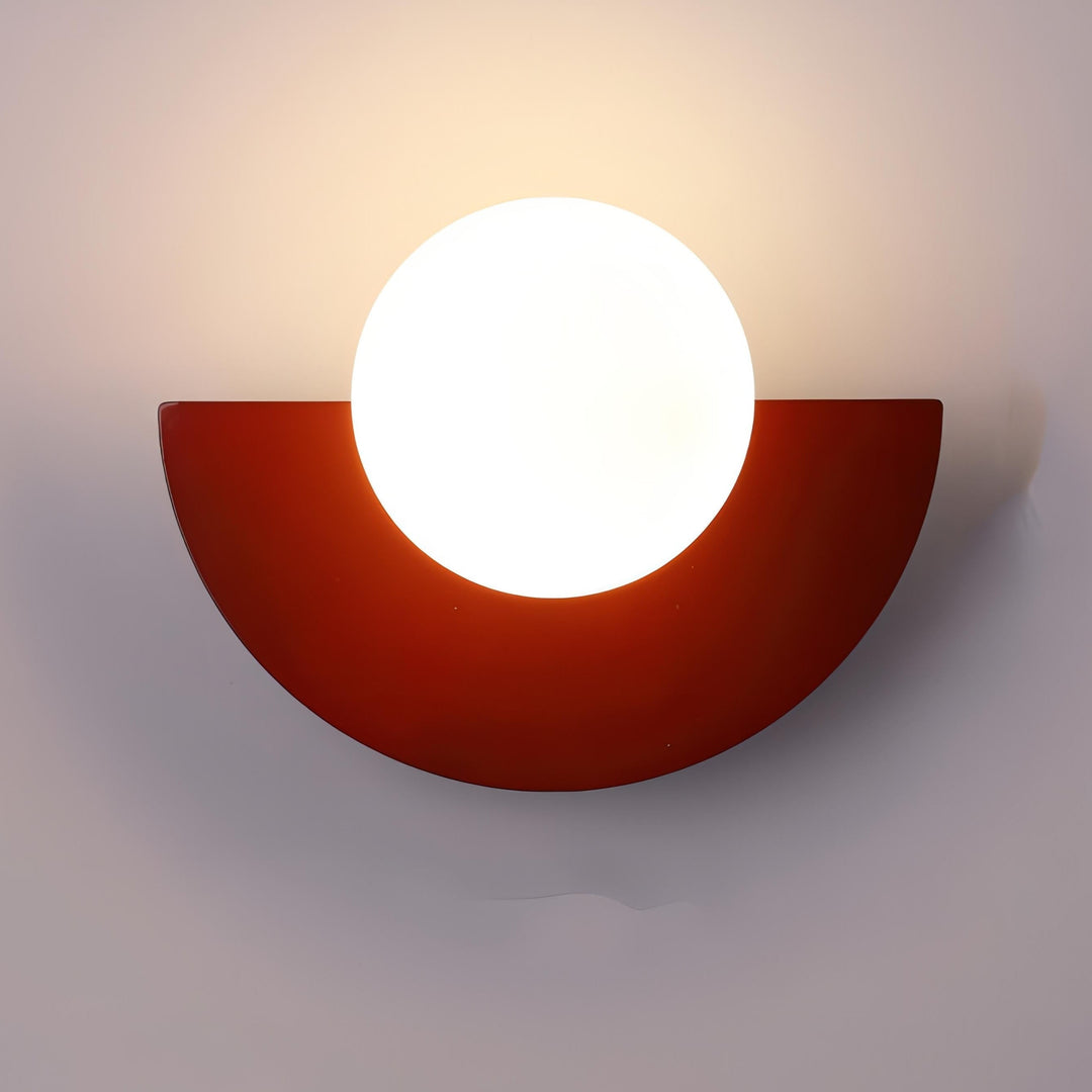 Nordisk halvsirkel vegglampe
