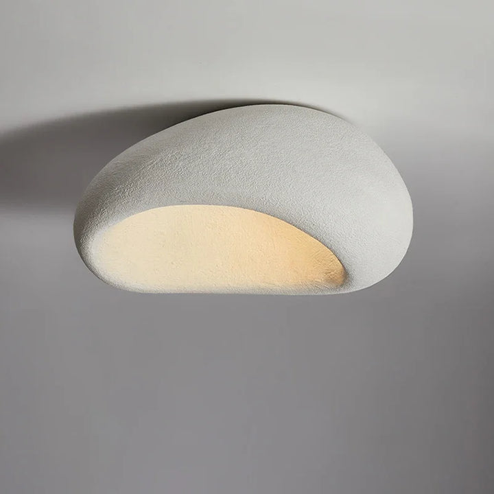 Tak-LED-lampe i wabi-sabi-stil – dekorativ taklampe med organisk form