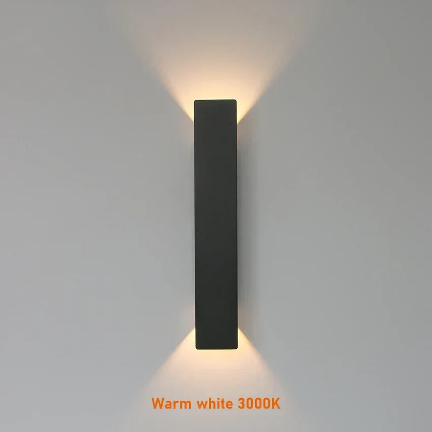 Moderne utendørslampe – LED-vegglampe opp/ned, vanntett, vertikalt design