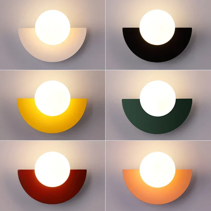 Moderne LED-vegglampe i geometrisk halvsirkelstil
