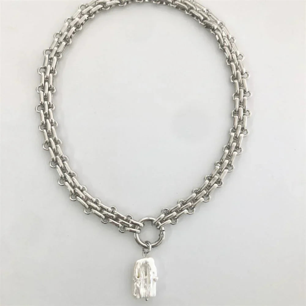 Baroque Freshwater Pearl Necklace med Gull &amp; Sølv Kjede