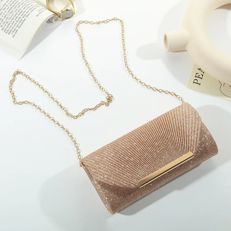Luksuriøs clutch til dame – håndveske til aftenantrekk, ensfarget, passer til festlige anledninger