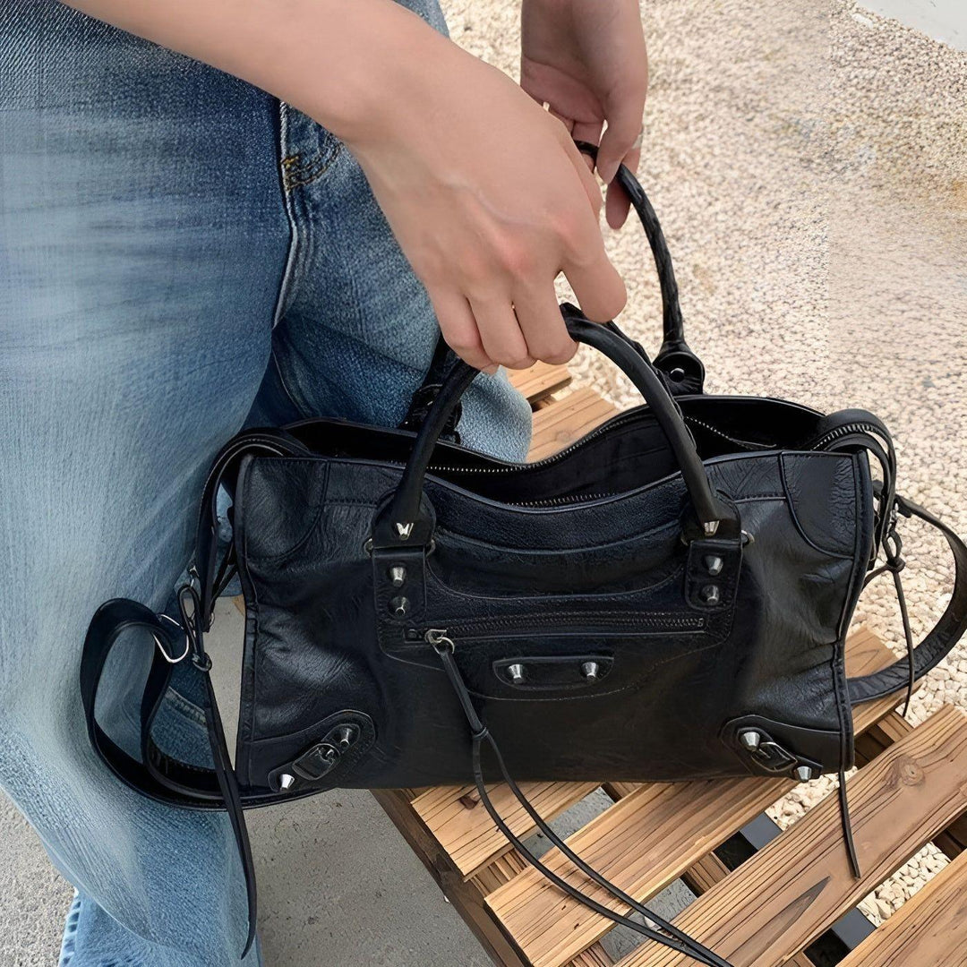 Salome Veske | Romslig Håndveske i PU-Skinn | Sort