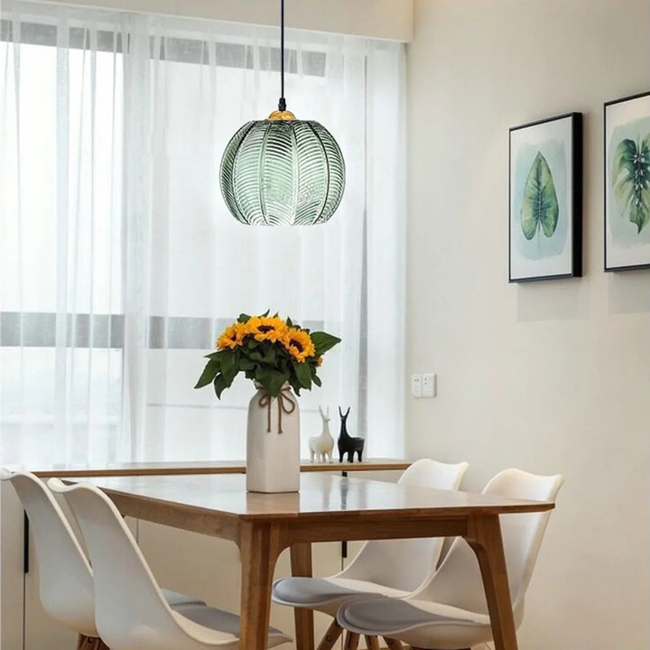 Kuleformet glasshengelampe