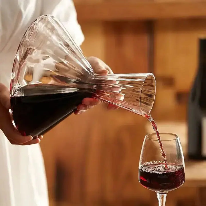 LuxeSwirl Krystalldekanter | Roterende 360°-glasskaraffel for vin, whisky og champagne