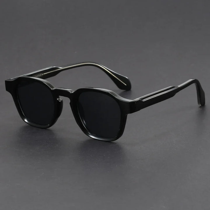 Firkantet Solbrille Retrodesign - Innfatning i Polykarbonat