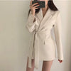 Kvinners Belted Blazer – Elegant Struktur & Allsidig Stil