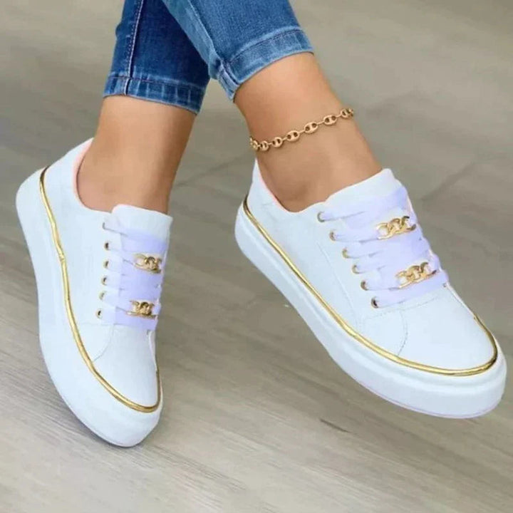 Trendy Sneakers for Kvinner med Modern Gate Stil