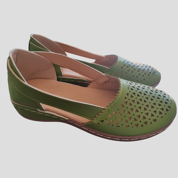 Slip-on kile sandaler.