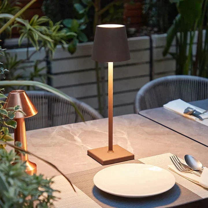 Trådløs bordlampe | Minimalistisk design | Dimbart LED-lys