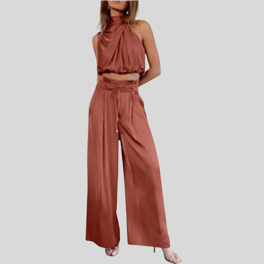 Kvinnesommer-jumpsuit – Minimalistisk design med allsidig stil