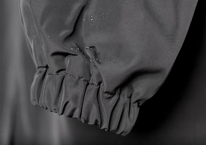 Oversized vanntett trenchcoat med hette