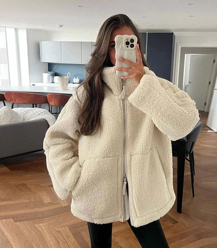 Kvinners Oversized Ull Jakke