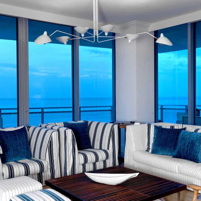 Svart taklampe med svingbare armer – moderne design
