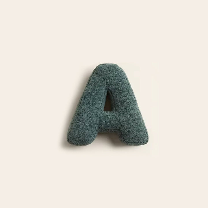 Dekorativ pute med alfabet – LetterLounge
