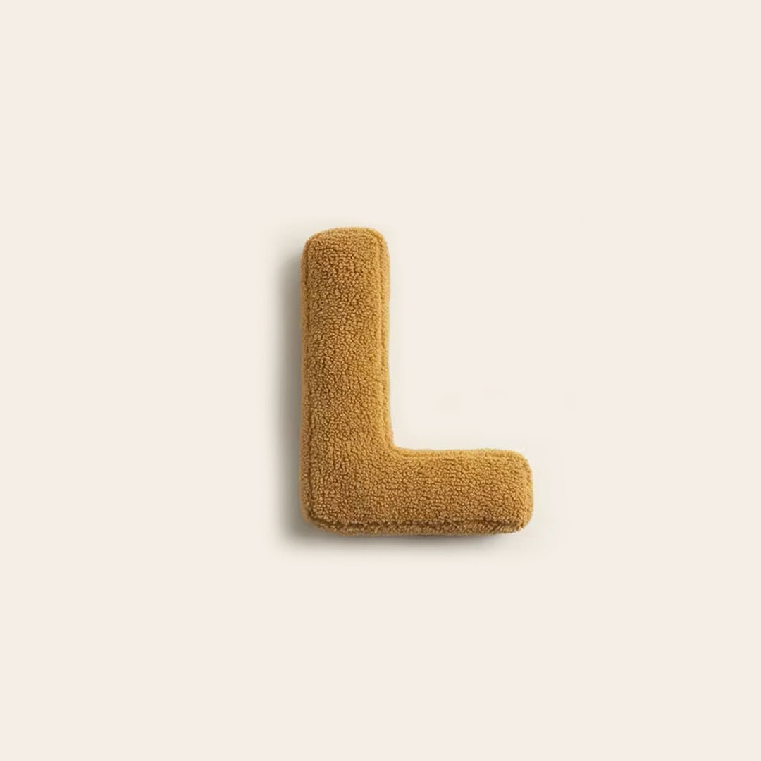 Dekorativ pute med alfabet – LetterLounge