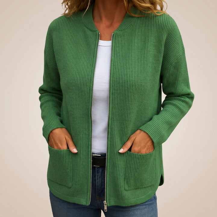 Myk cardigan med glidelås og dype frontlommer