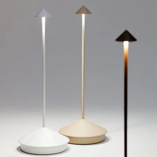 Oppladbar Trådløs LED-lampe – Vanntett og Dimbar