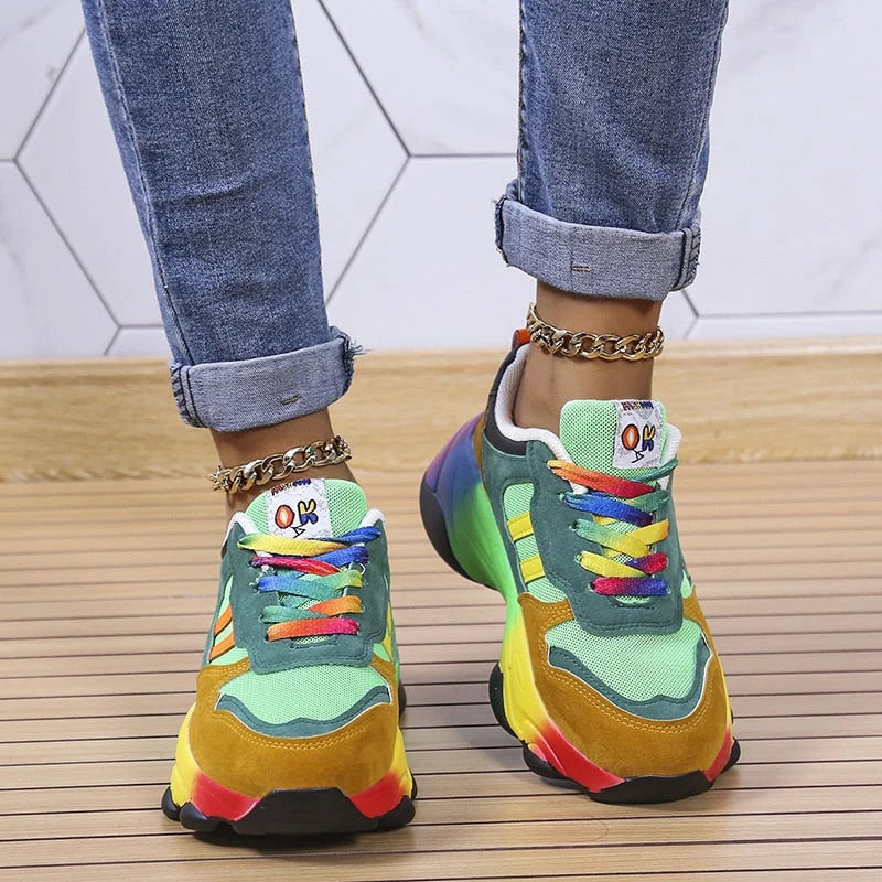 Fargerike sneakers for kvinner – Solenya