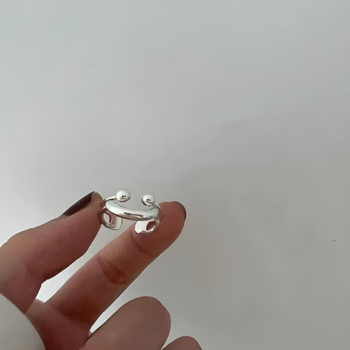 Justerbar smiley-ring - minimalistisk, stablebar statement-ring