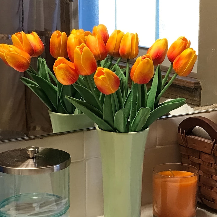 Sett med 10 realistiske tulipaner – Perfekt for bryllup og innendørs dekorasjon