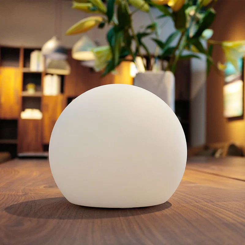 Trådløs fargerik LED-bordlampe med fjernkontroll