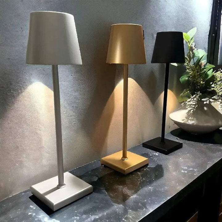 Trådløs, oppladbar bordlampe – elegant LED for innendørs og utendørs bruk