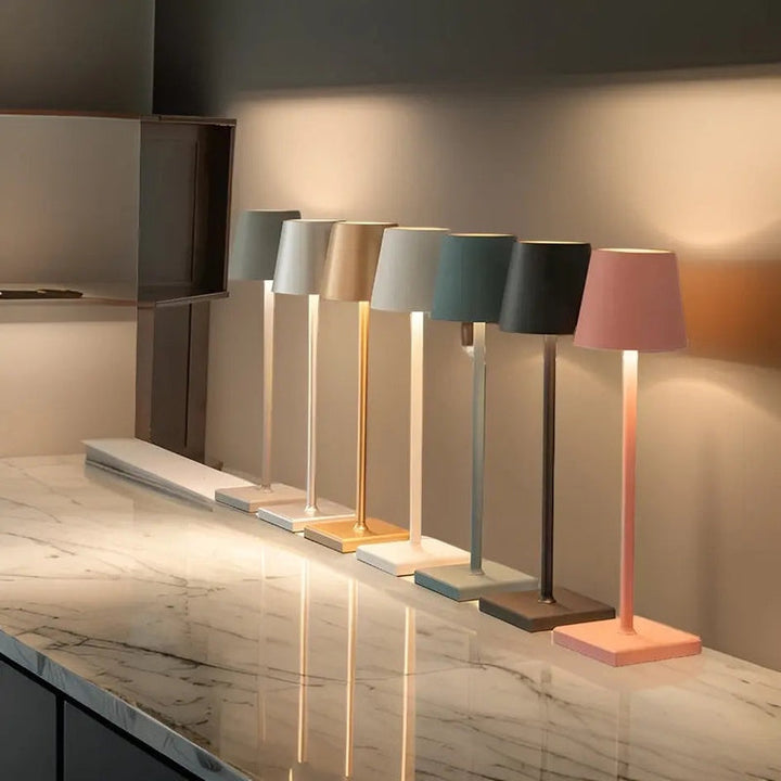 Trådløs, oppladbar bordlampe – elegant LED for innendørs og utendørs bruk