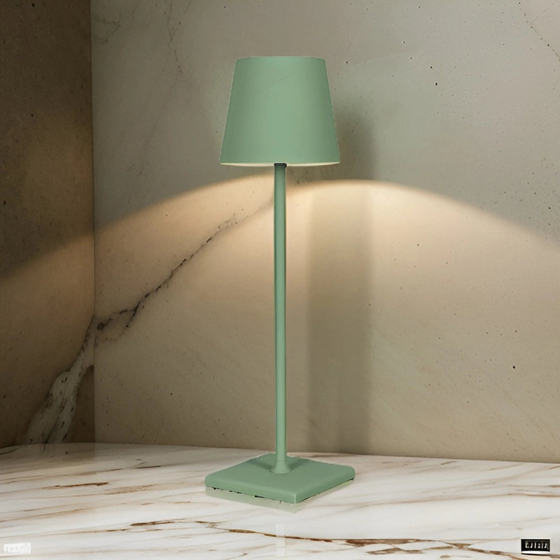 Trådløs, oppladbar bordlampe – elegant LED for innendørs og utendørs bruk
